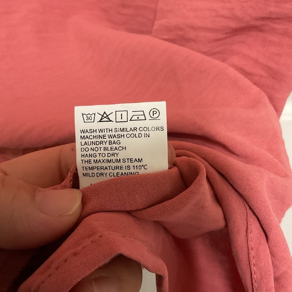 NWT Anrabess Coral V-Neck Tee Size M - Picture 4 of 5